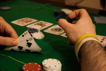 Improve-Your-Poker-Playing-Skills-Step-8