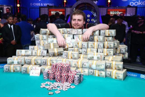 Joe-McKeehen-wsop