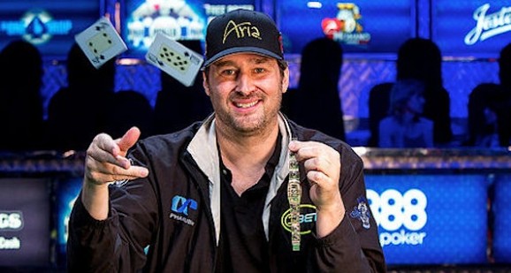 Phil-Hellmuth-Wins-14th-Bracelet-In-2015-WSOP1
