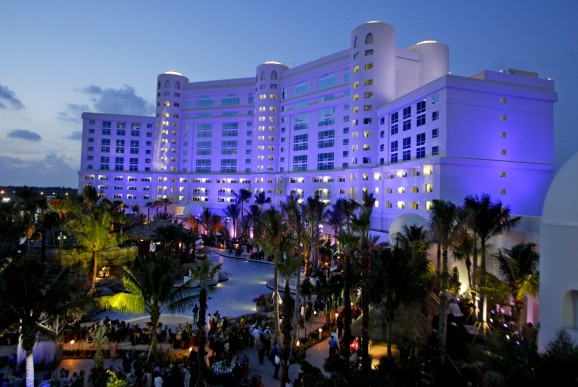 Hotel-Pool-Hollywood-Opening-party-Courtesy-Hard-Rock-Cafe-International